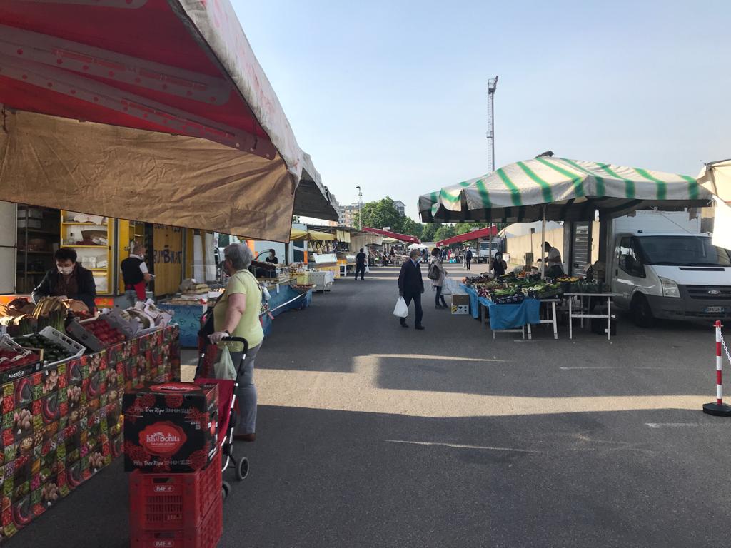 Da venerdì 22 maggio riprenderà  il  mercato  con la presenza dei banchi non alimentari