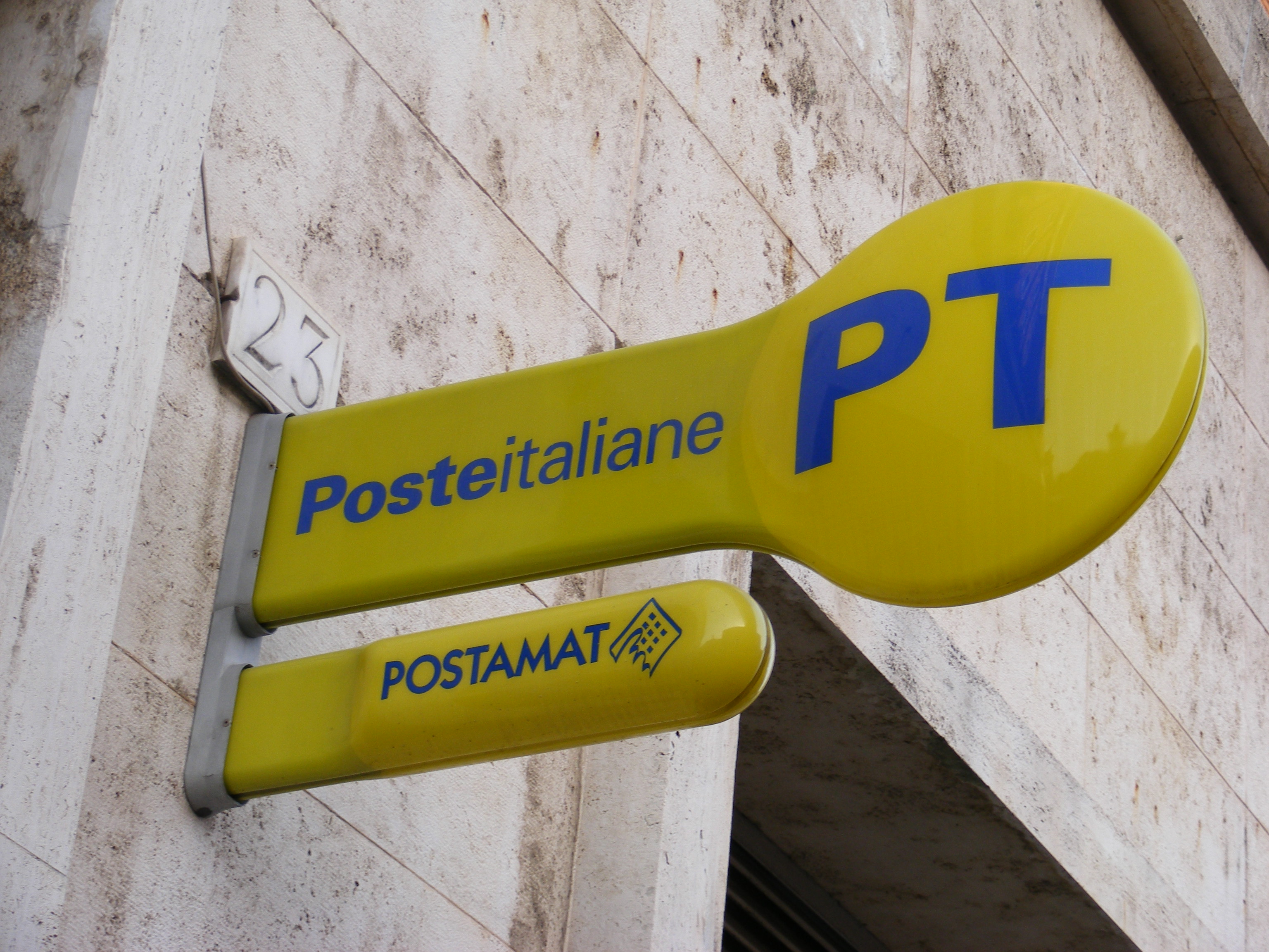 Poste Italiane comunica date e modalità di ritiro della pensione